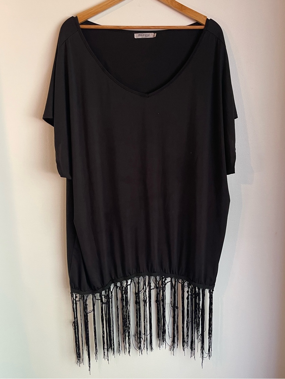 Meaneor Fringe Hem V-Neck Tunic Top Short Sleeve Black Size 2XL